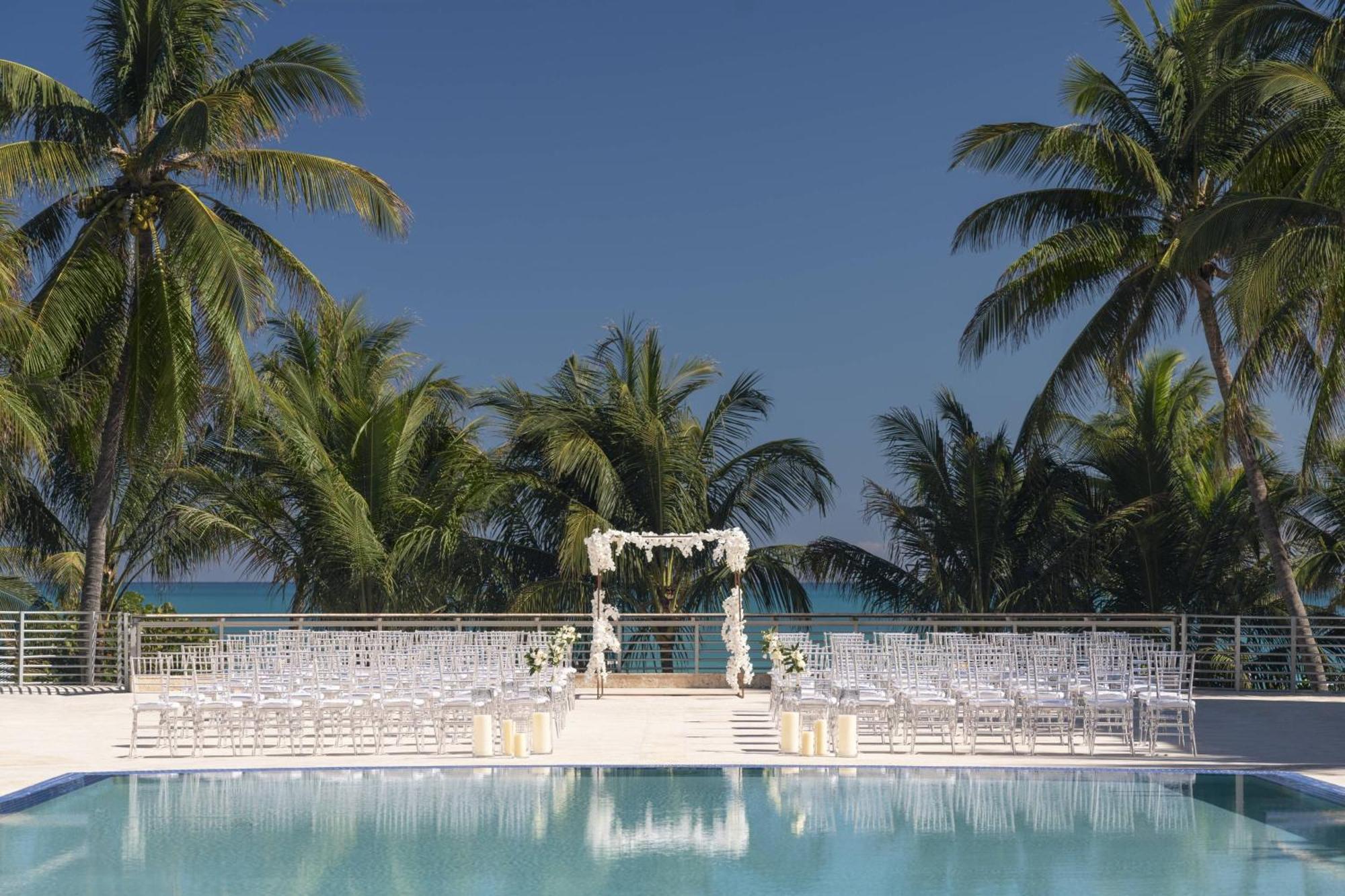 Resort The Ritz-carlton South Miami Beach