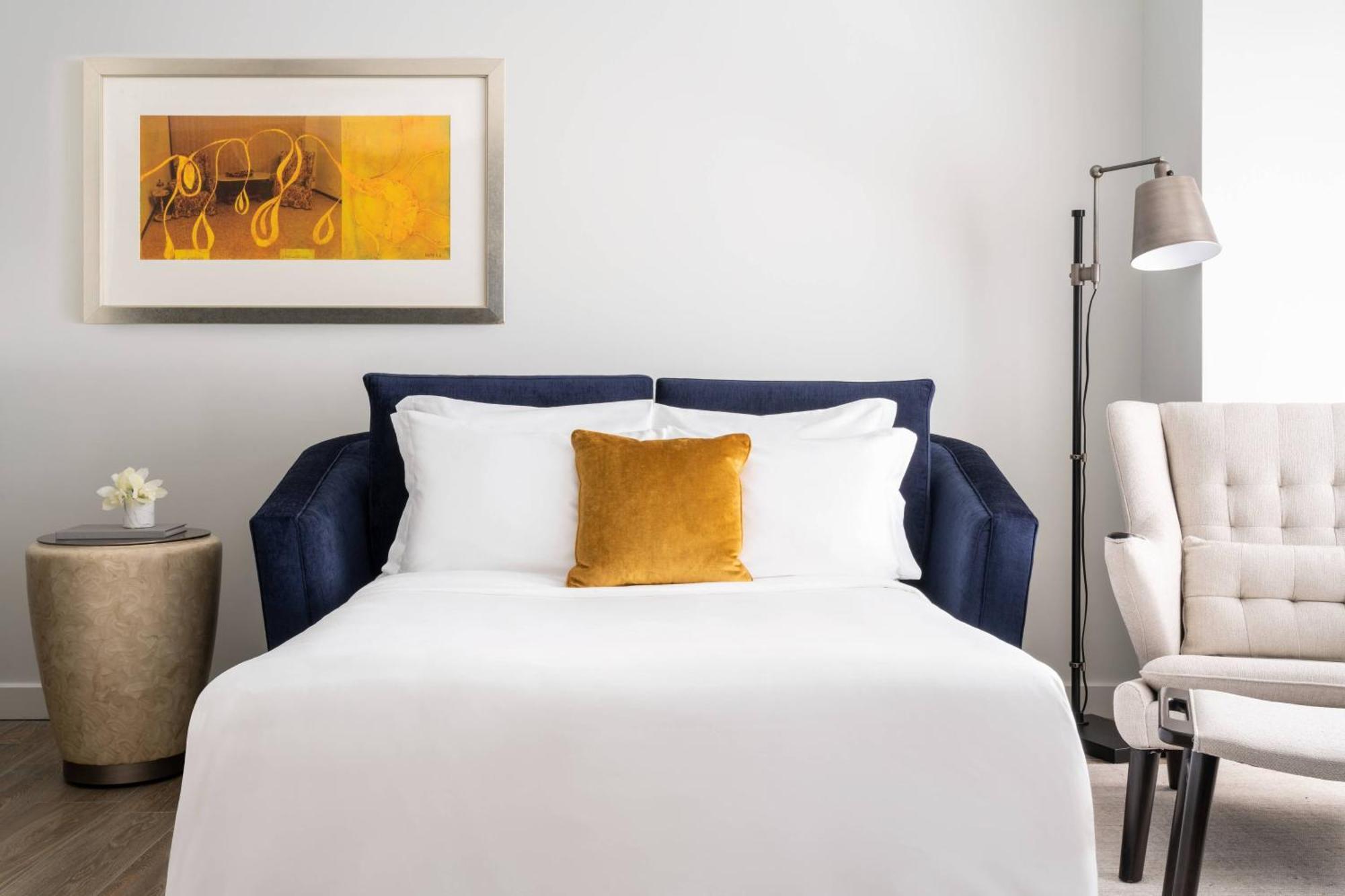 The Ritz-carlton South